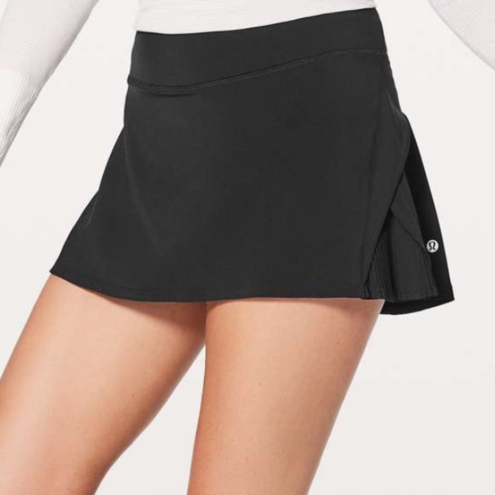 Black Lululemon Tennis Skirt